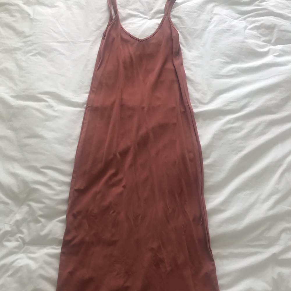 Wilfred free Aritzia bodycon midi dress xs